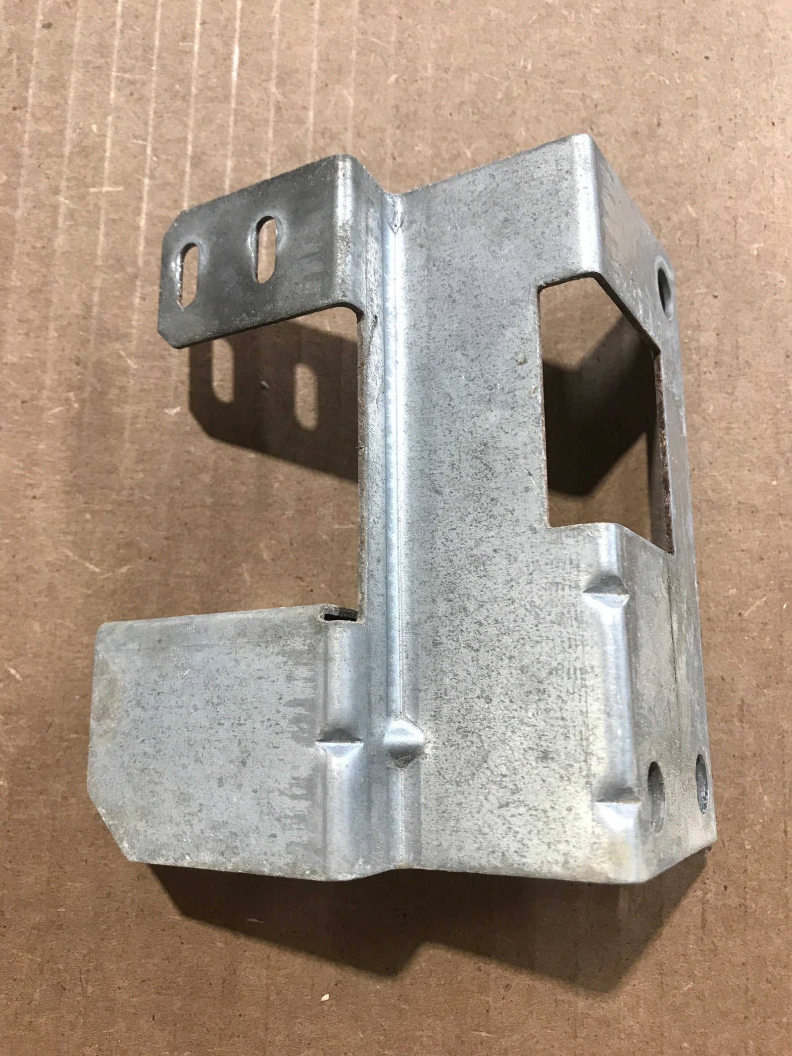 Used Dometic Gas Valve Bracket - 2931915017