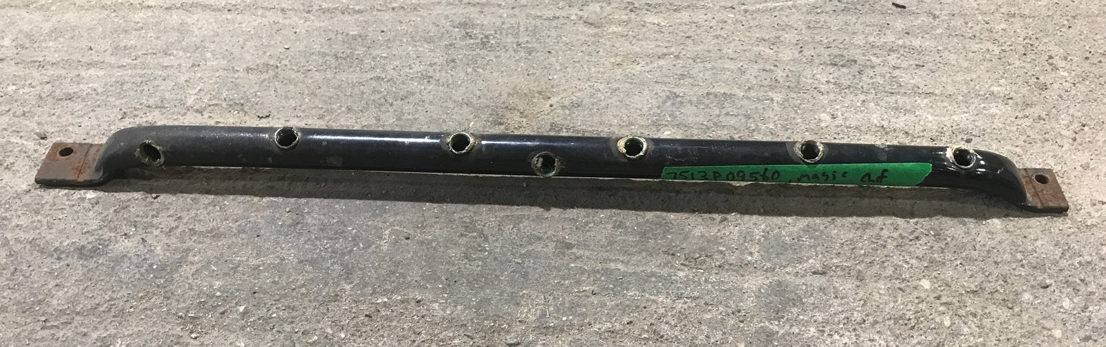 Used Magic Chef Oven Manifold Pipe 7513P09560