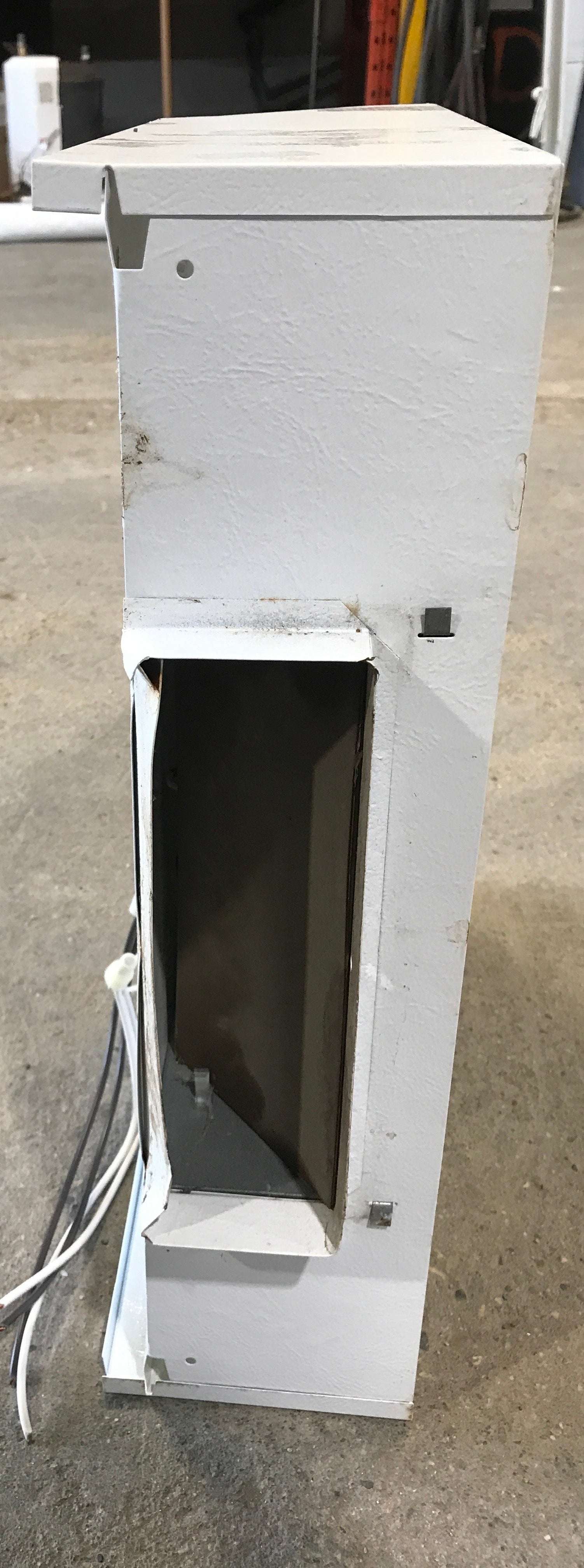 Used Ventline RV Range Hood Fan CC317-2