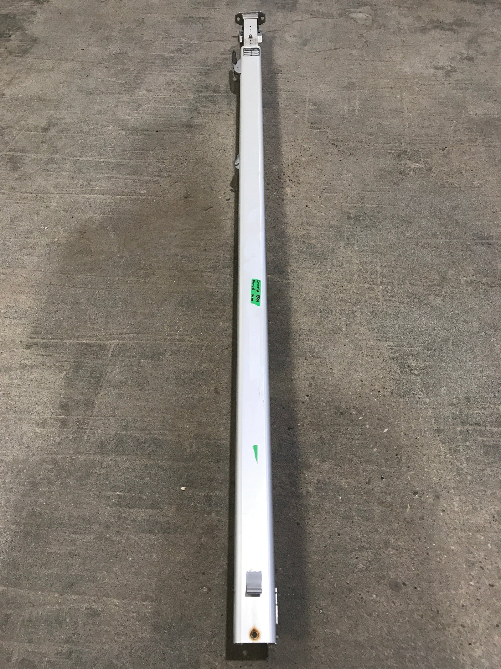 Used Dometic / A&E 8500 Awning Single Manual Arm
