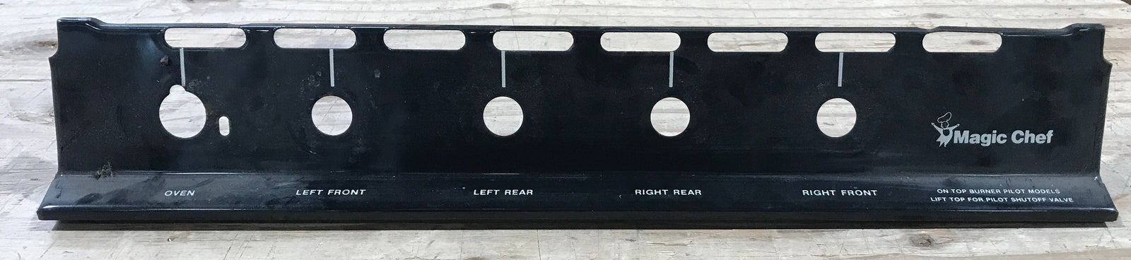 Used Magic Chef Oven Manifold Panel 2616F05490