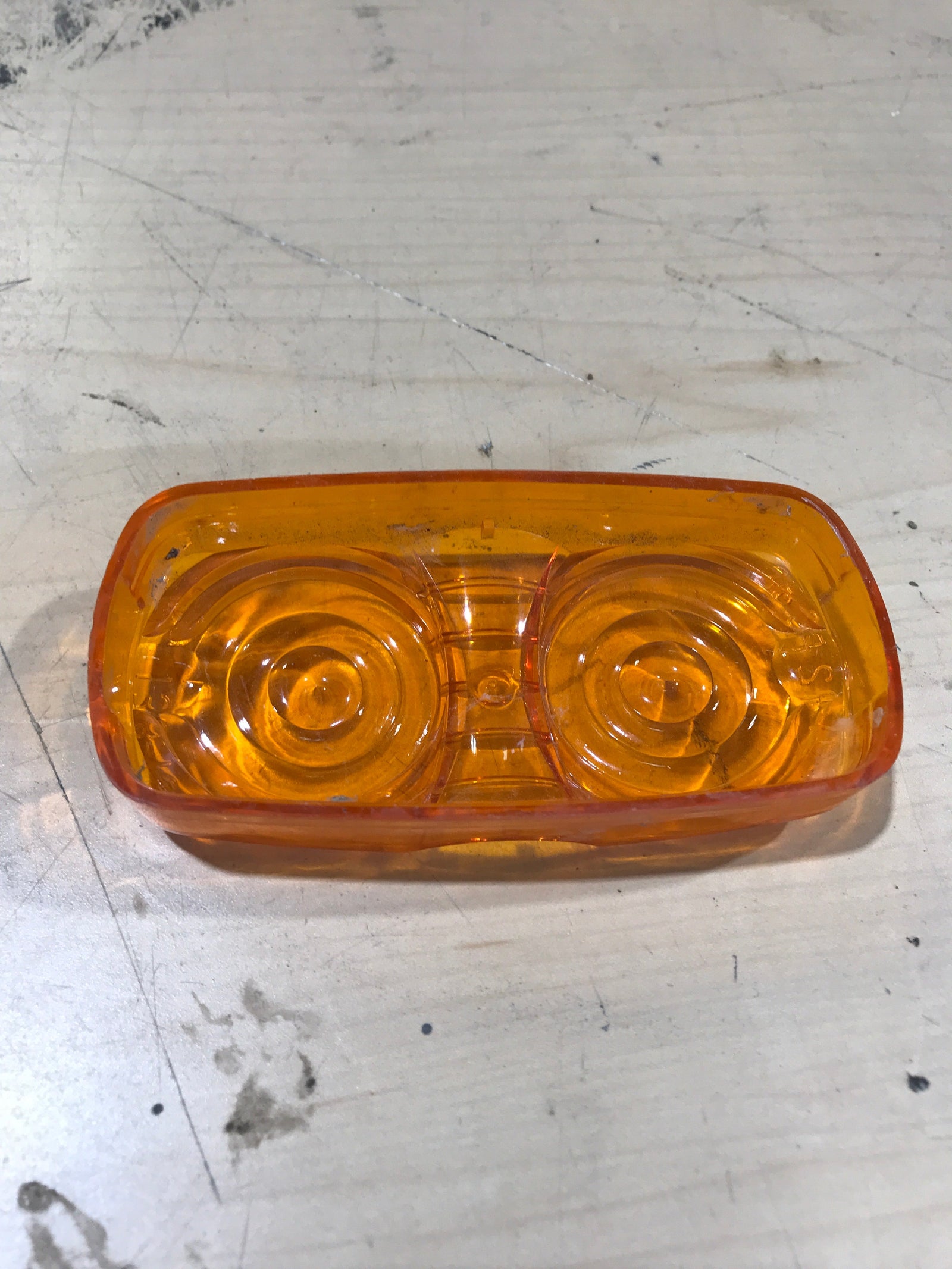 Used DOT P2 PC 90 Replacement Lens for Marker Light - Amber