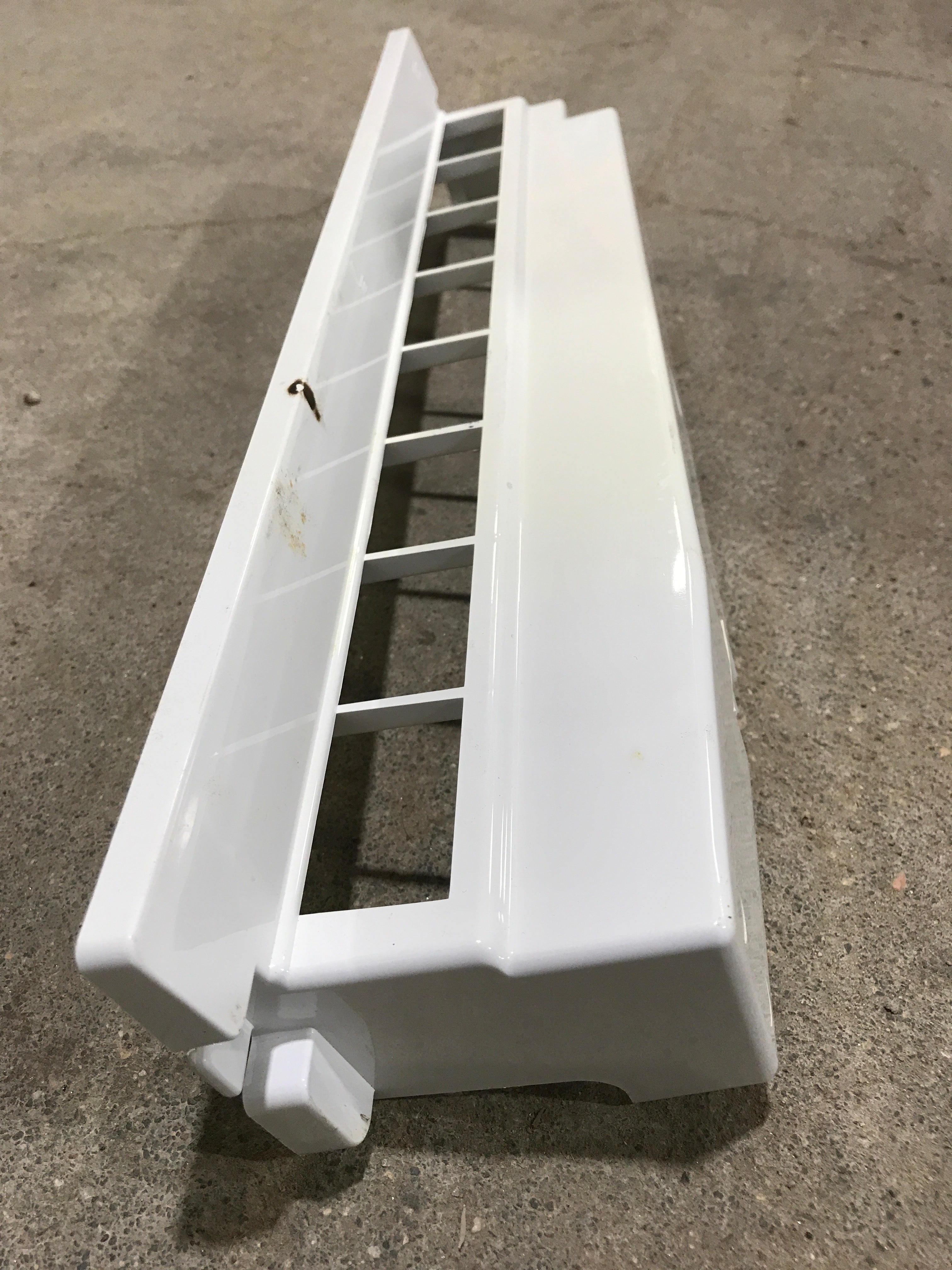 Used Dometic Drip Tray 2931869016
