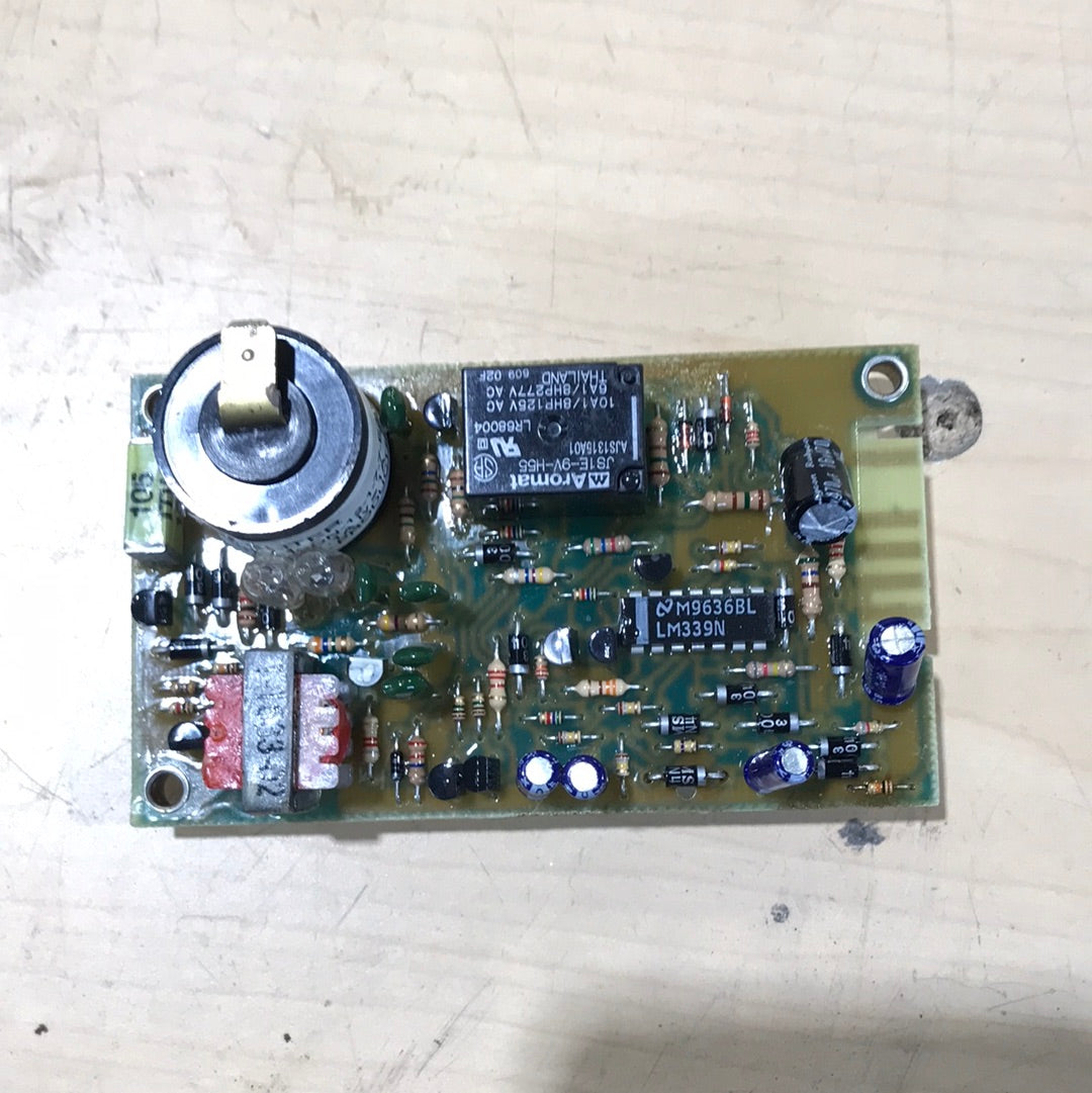 Used Suburban Mfg Ignition Control Circuit Board 520814