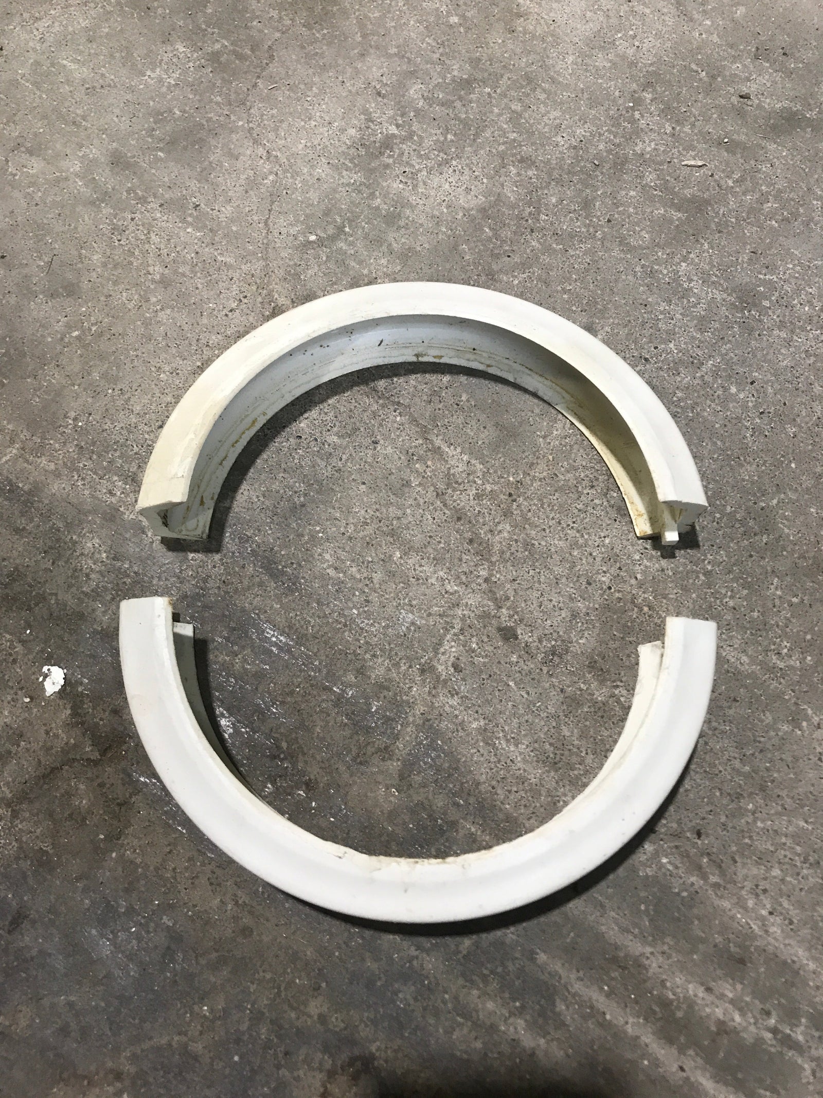 Used Dometic Clamp Ring Set - 310048