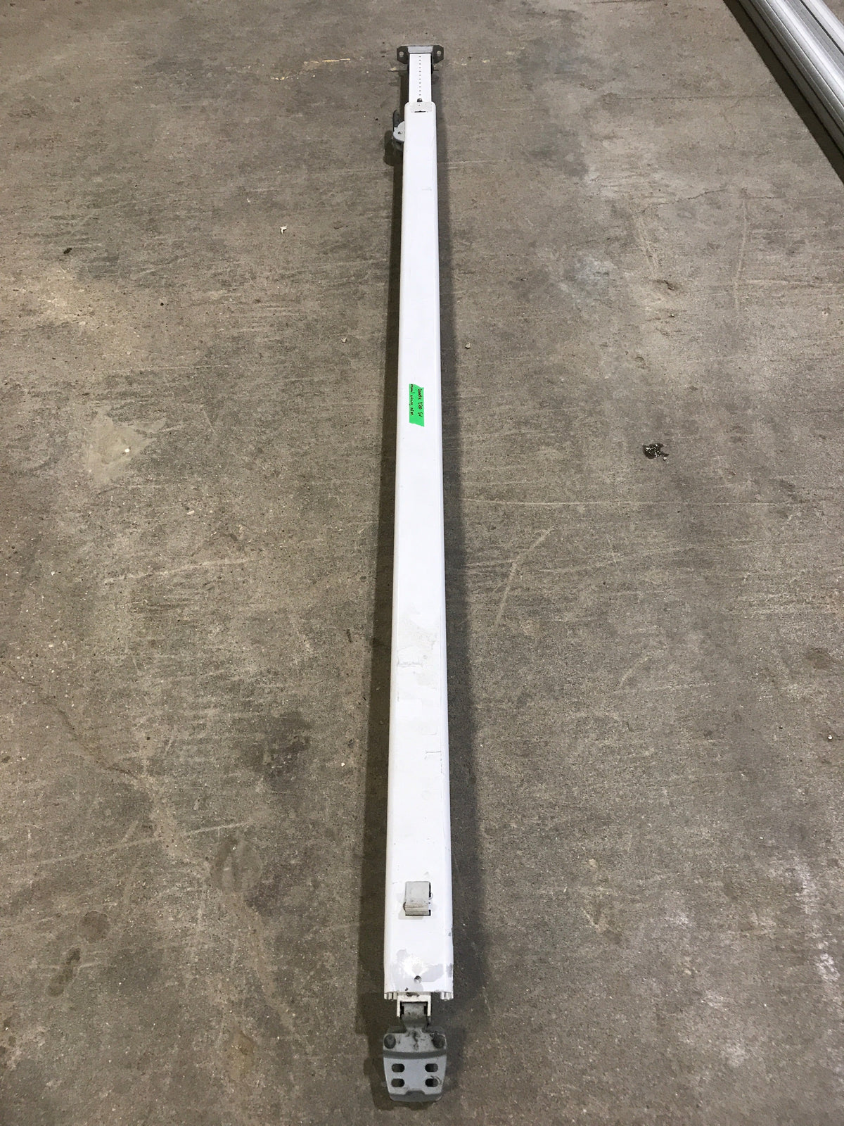 Used Dometic / A&E 8500 Awning Single Manual Arm