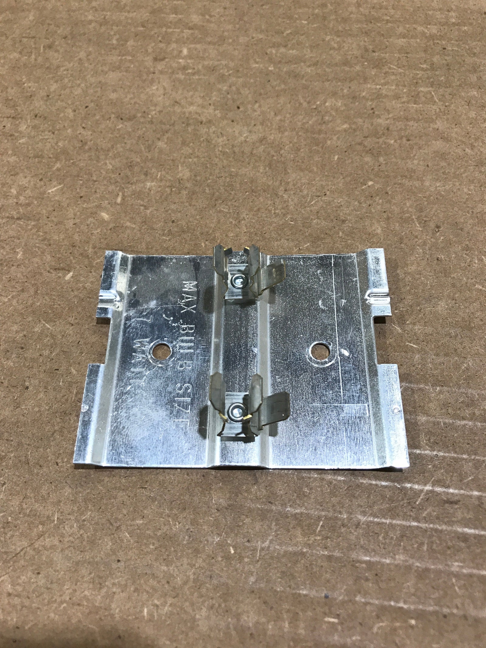 Used Norcold Lamp Bracket Assembly - 61629722