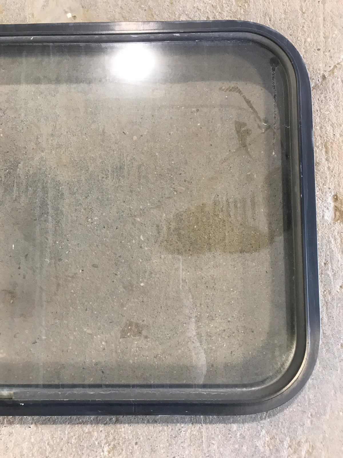 Used Black Radius Non-Opening Window : 32