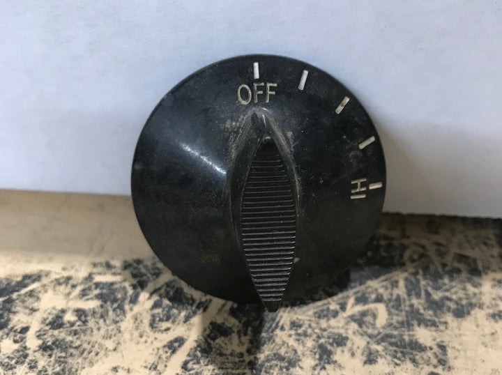 Used Atwood/ Wedgewood Burner Knob 52200