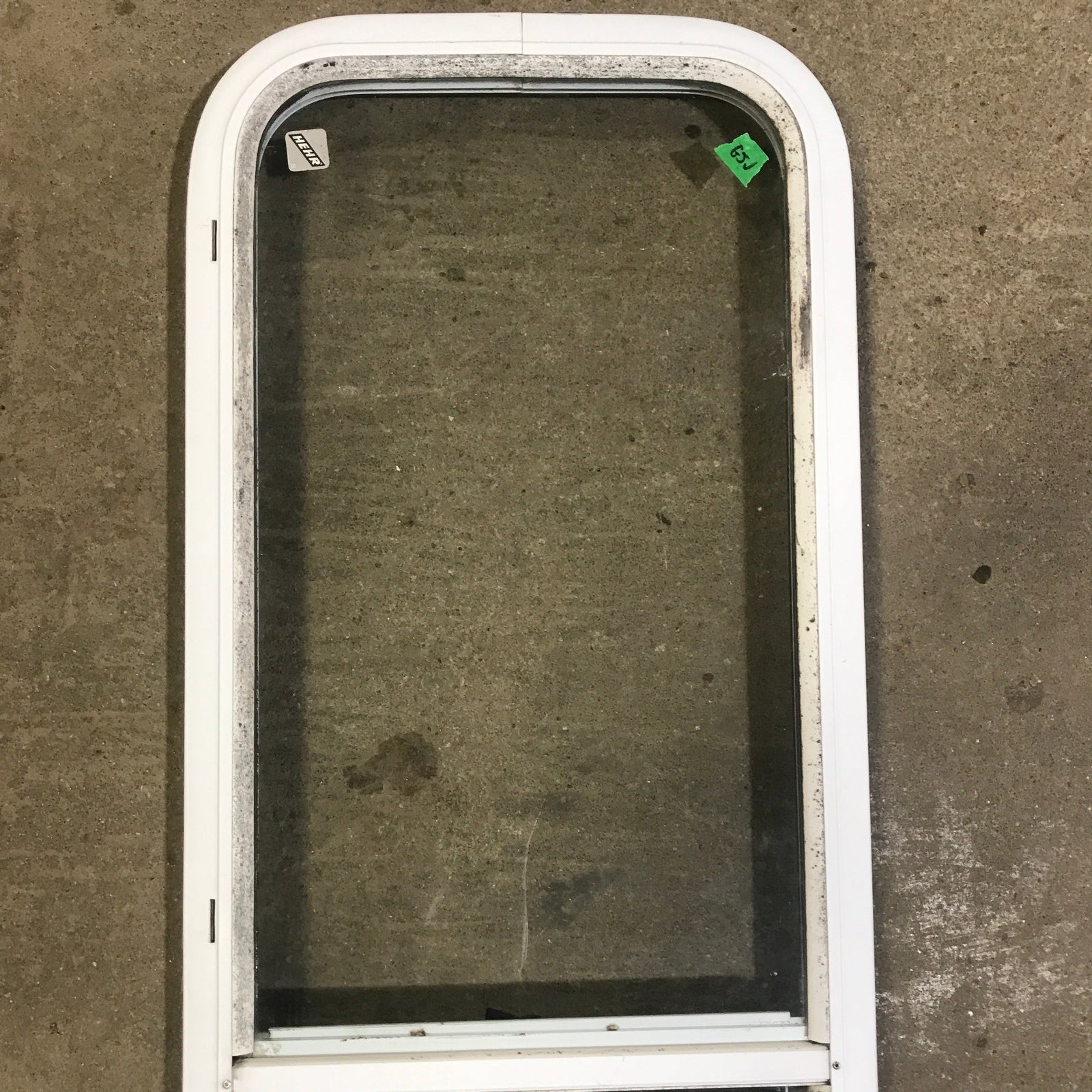 Used White Radius Opening Window : 48