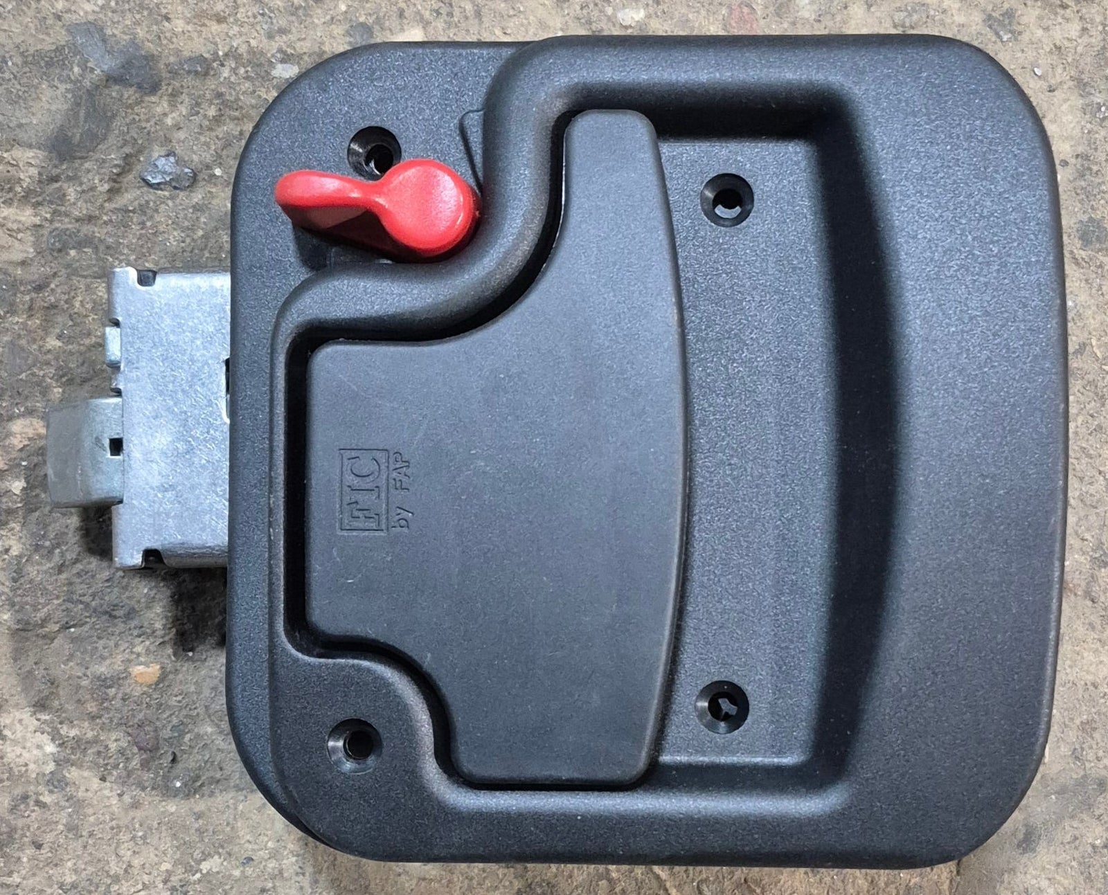 FIC Leonardo Travel Trailer Lock - Young Farts RV Parts