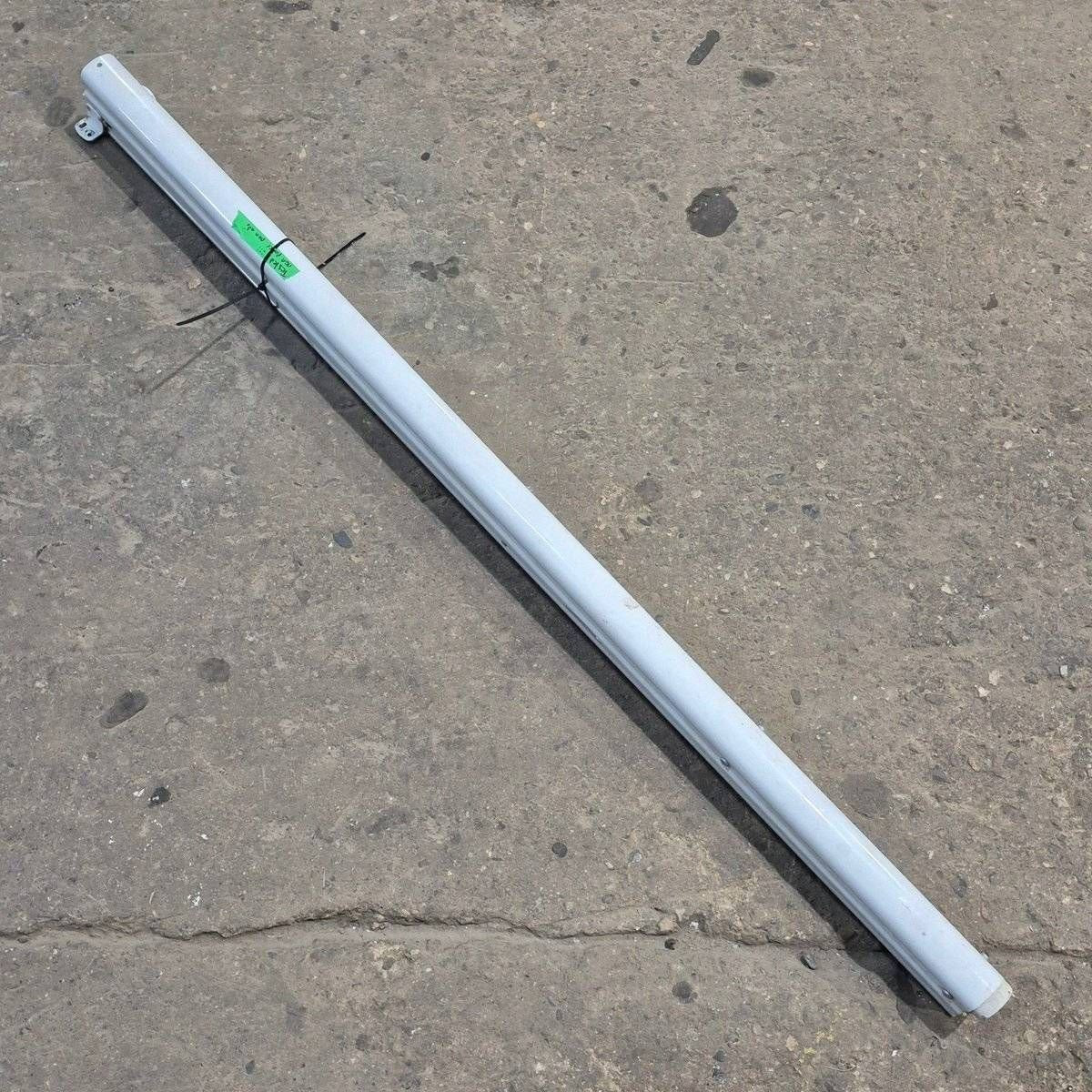 Used Dometic Awning Arm, Idler (Rear), White, Non-Adjustable Pitch, 66