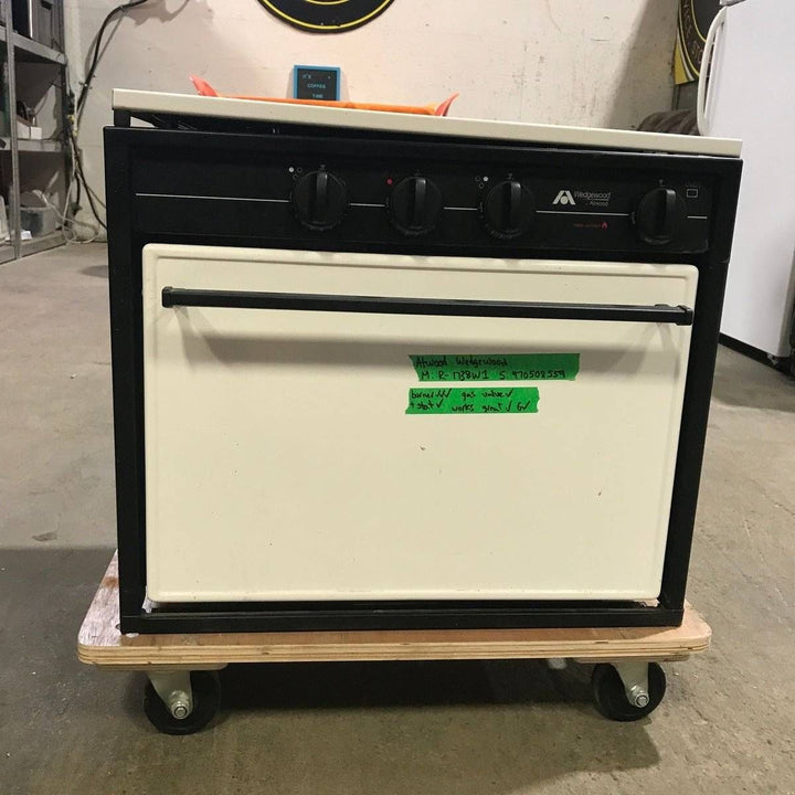 Used Atwood / Wedgewood range stove 3-burner R-1738W1 - Ranges