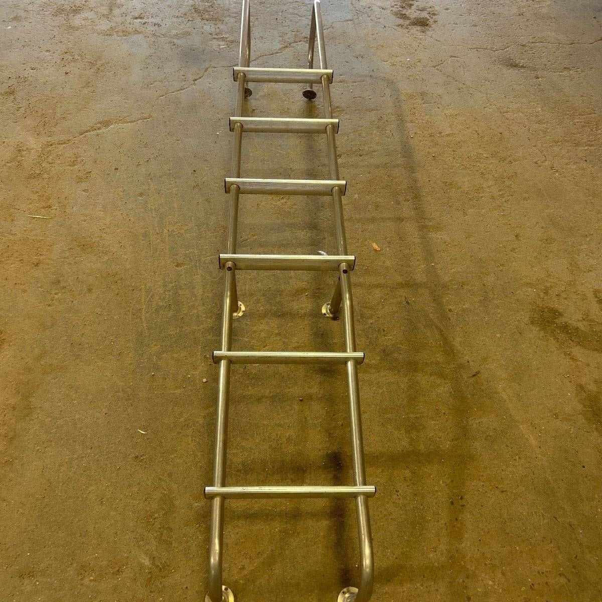 Used RV Exterior Ladder - Aluminum - 90.0