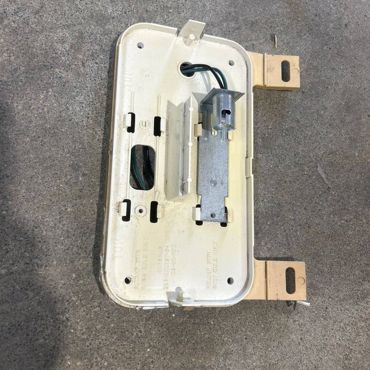 Used RV Tail Light Base 30-92-XXX - Photo 2