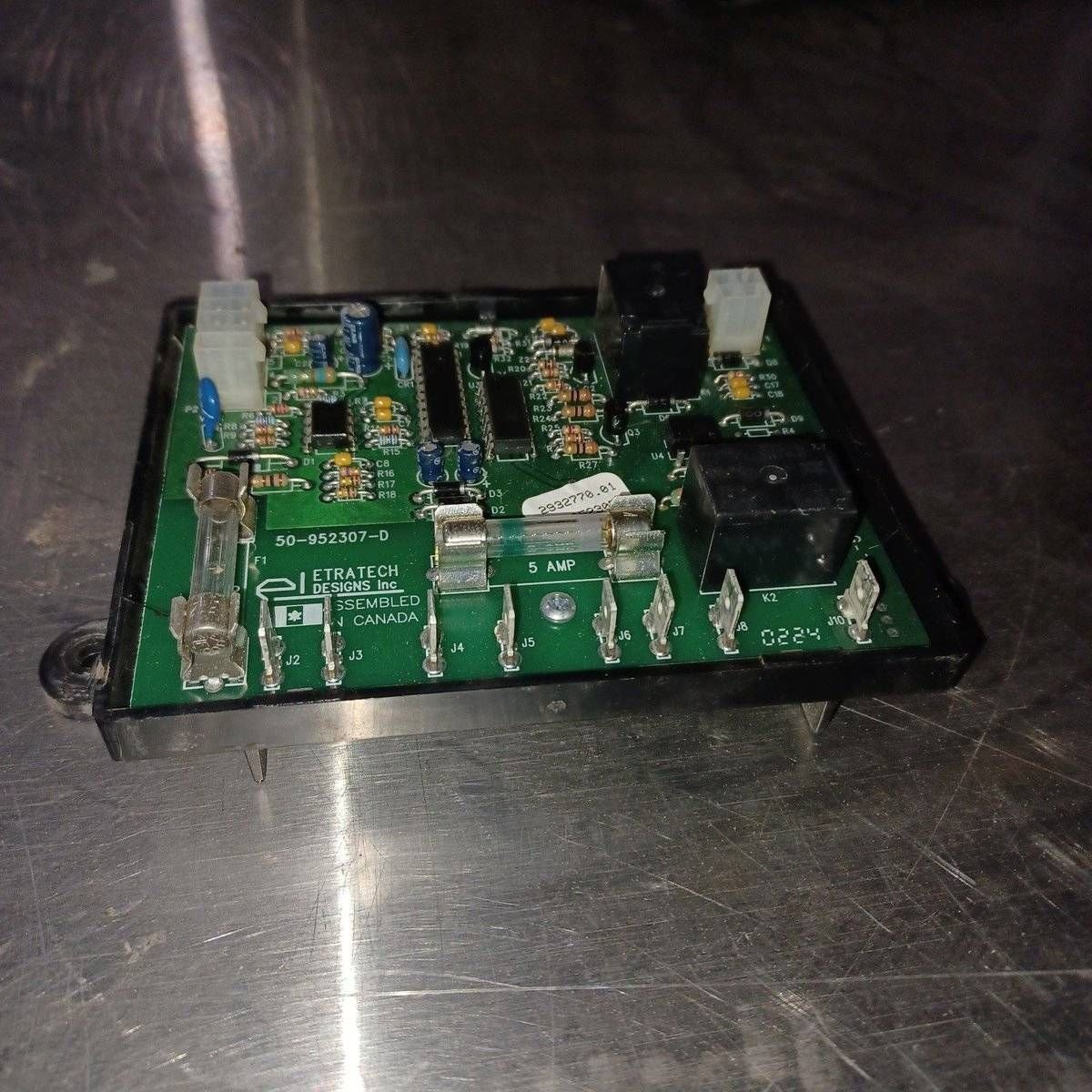 Used Dometic Refrigerator Control Board 2 Way 2932770.01 - Photo 2