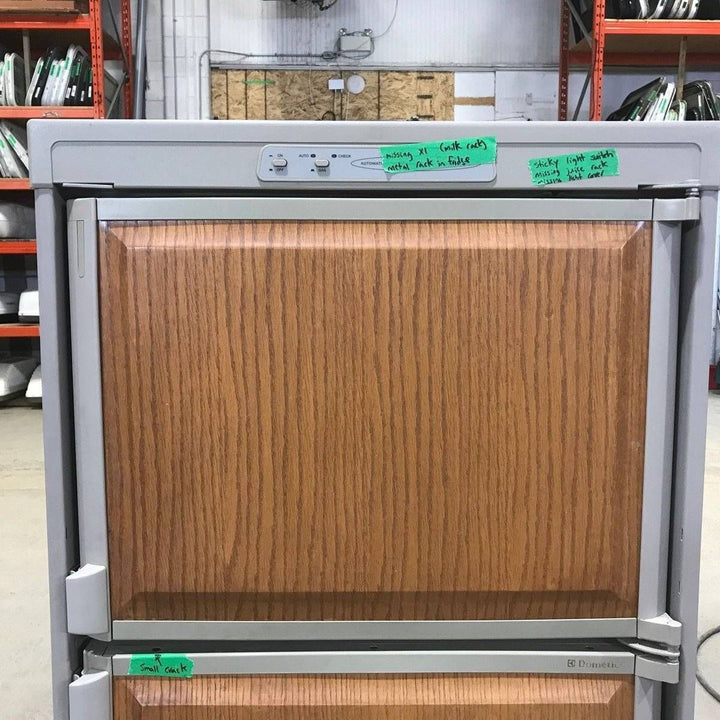 Used Complete Dometic Fridge, 2-Way - RM2652 - Photo 2