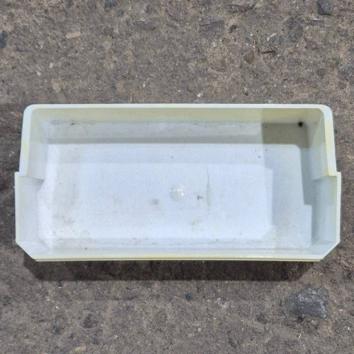 Used Norcold Door Bottom Shelf,  8 7/8" X 4 3/8" X 2 1/2" - 61579425 - Photo 2
