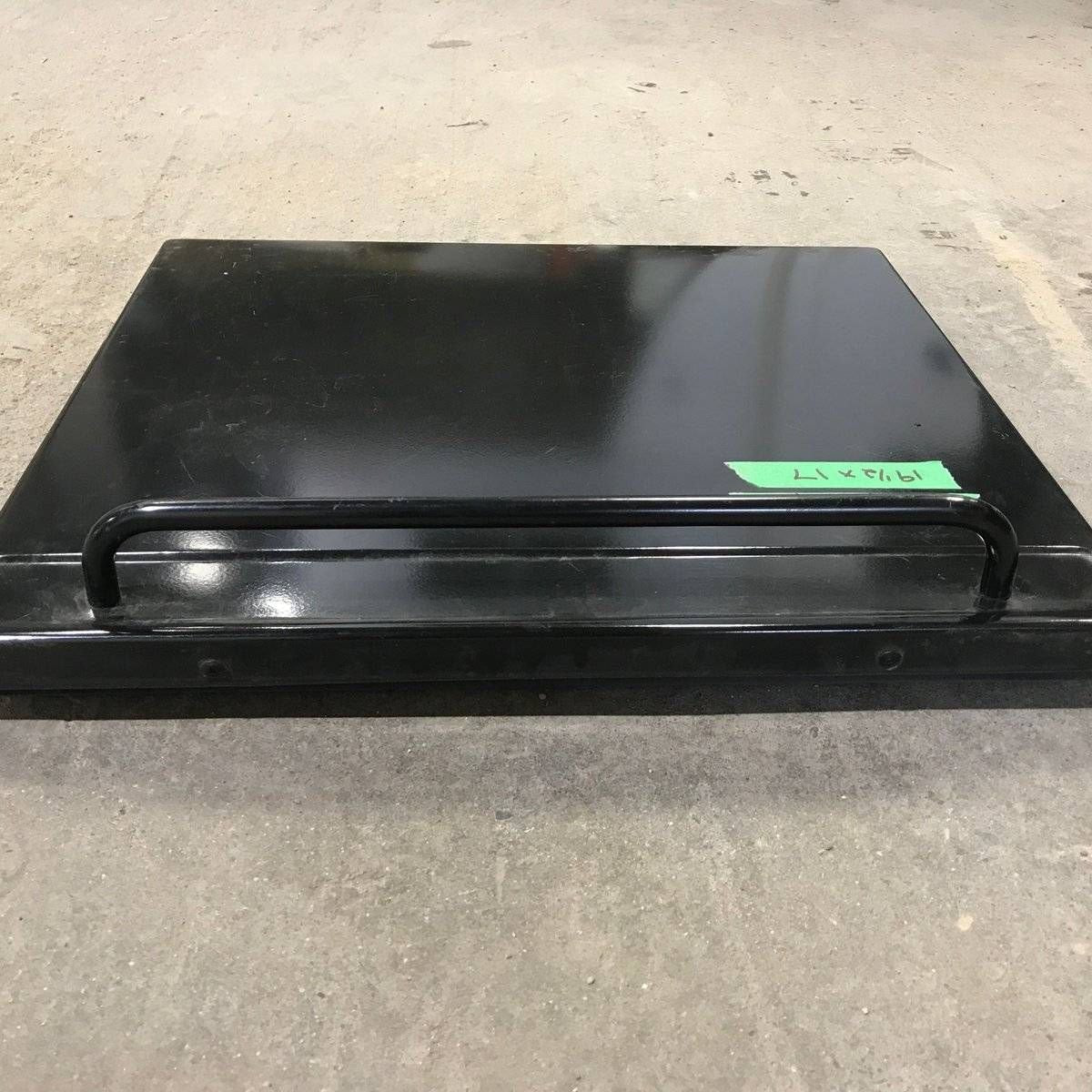 Used Magic Chef Oven Door, Black - 19 1/2