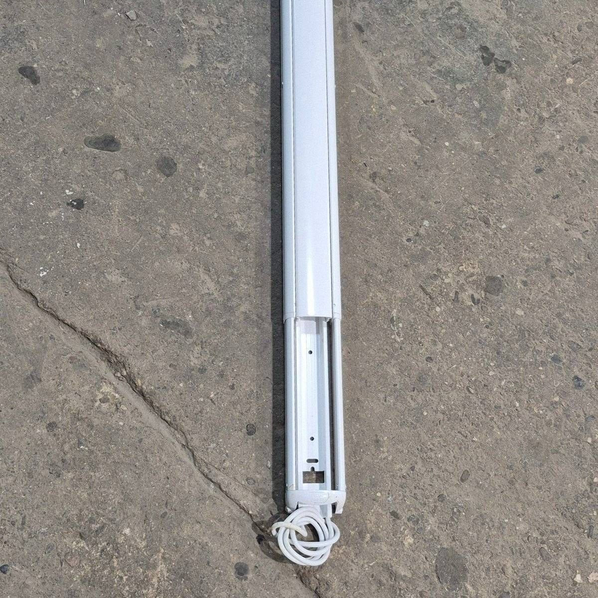 Used Carefree Awning Arm, Drive (Front), White, 66 1/2" - Travel'r , R001642WHT - Photo 3