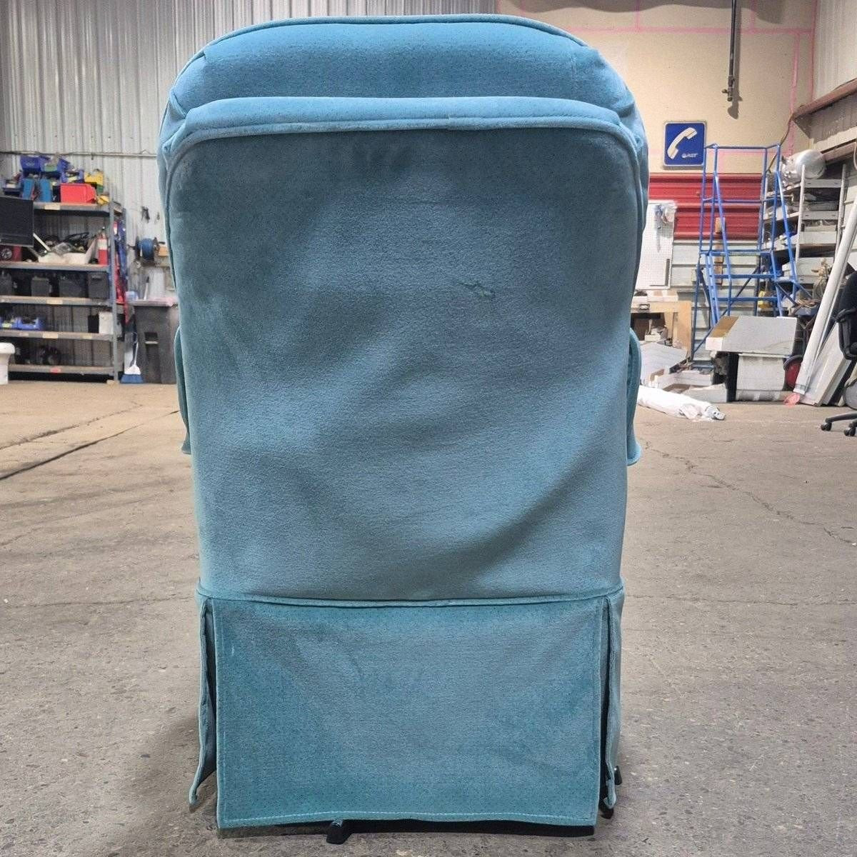 Used RV Chair - 38 1/4" H x 25" W x 28" D - Photo 3