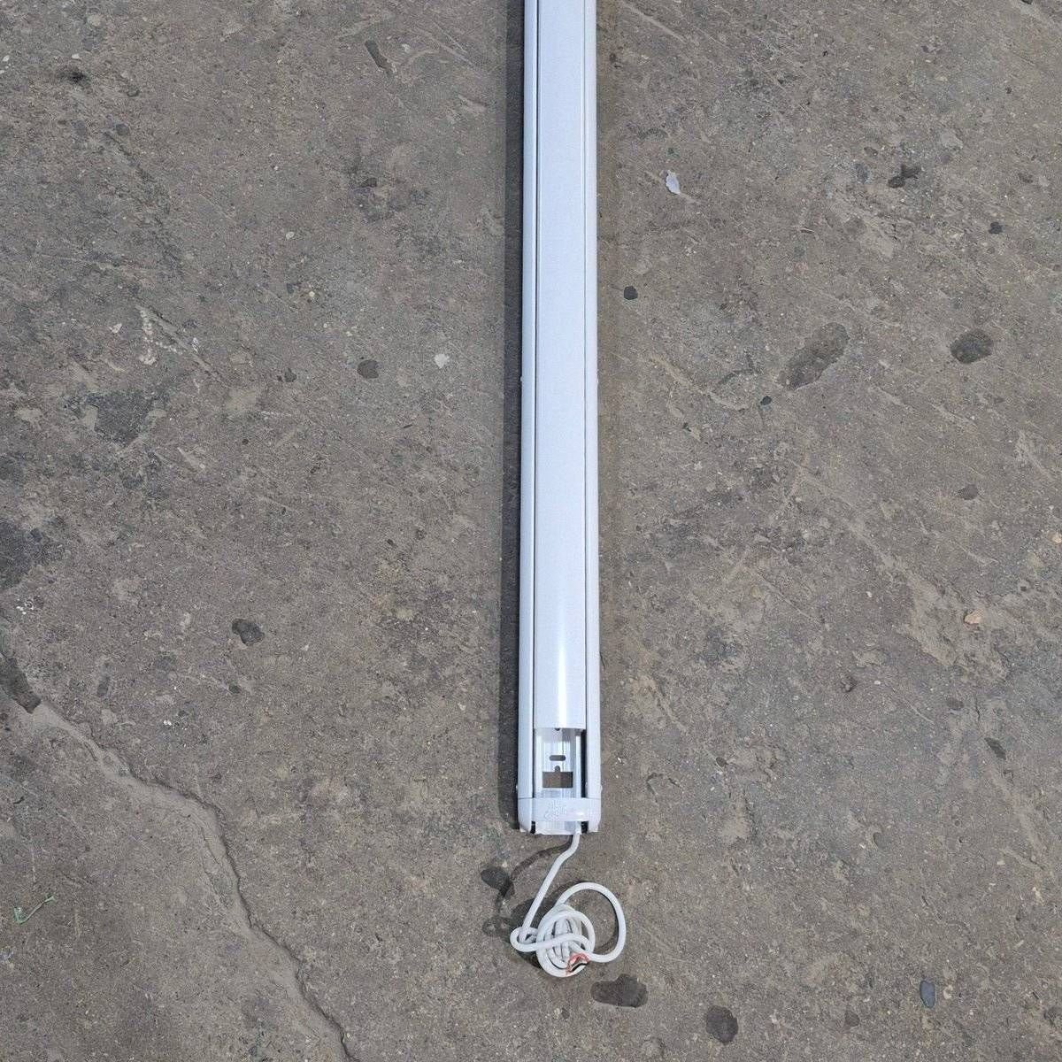 Used Carefree Awning Arm, Drive (Front), Steep Pitch, White, 59" - Travel'r , R001507WHT - Photo 3