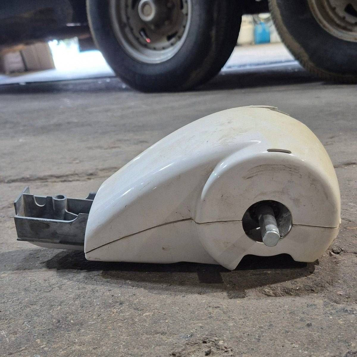 Used RV Carefree TRAVL'R Idler Awning Head Assembly - R001327WHT - Photo 3