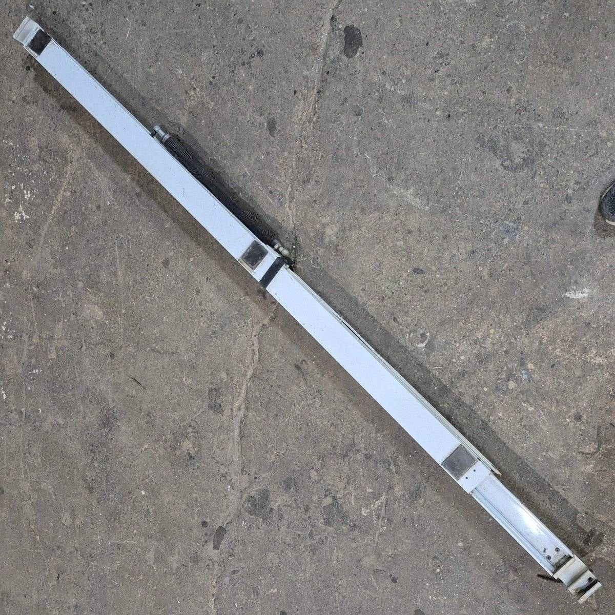 Used Dometic Awning Arm, Drive (Front), White, 64 1/2