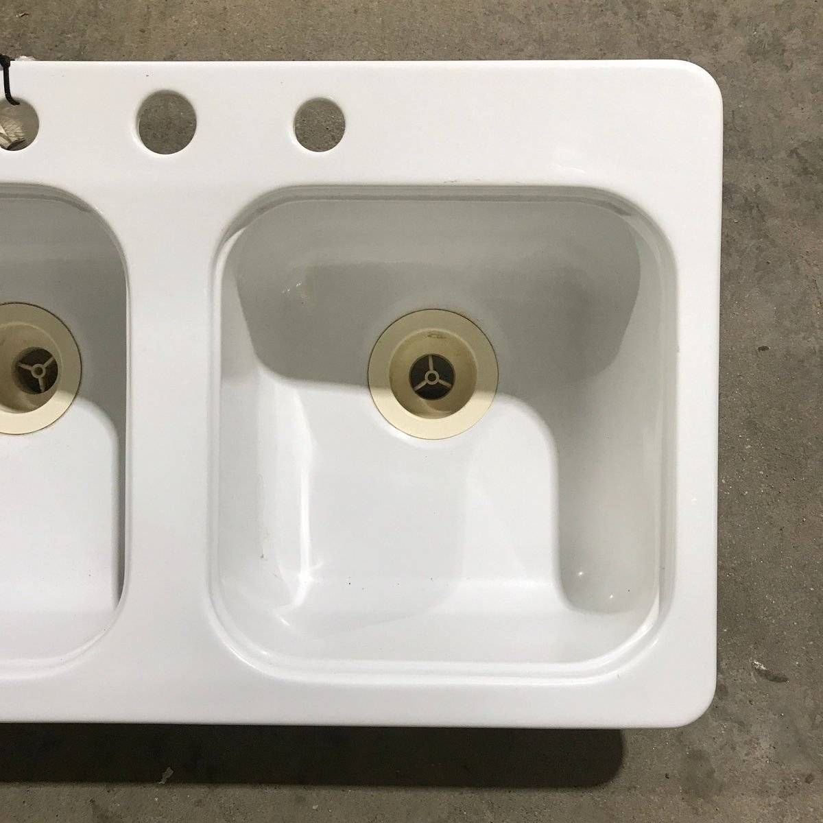 Used Double Kitchen Sink - 29" x 17.5" x 10" - Photo 3