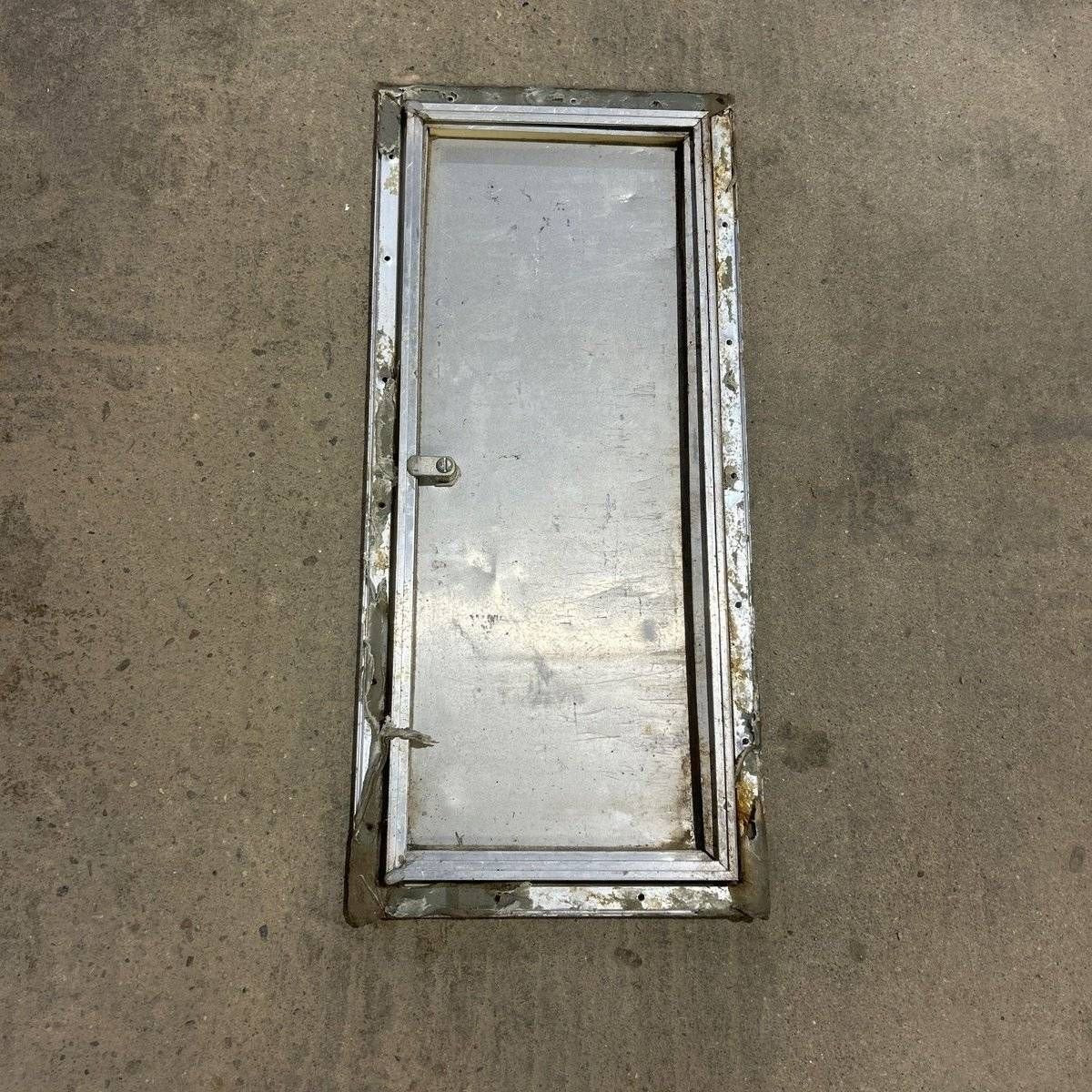 Used Square Cornered Cargo Door 10.75 X 13.75 X .50 - 23.75 X 9.75 X .75 - Photo 3