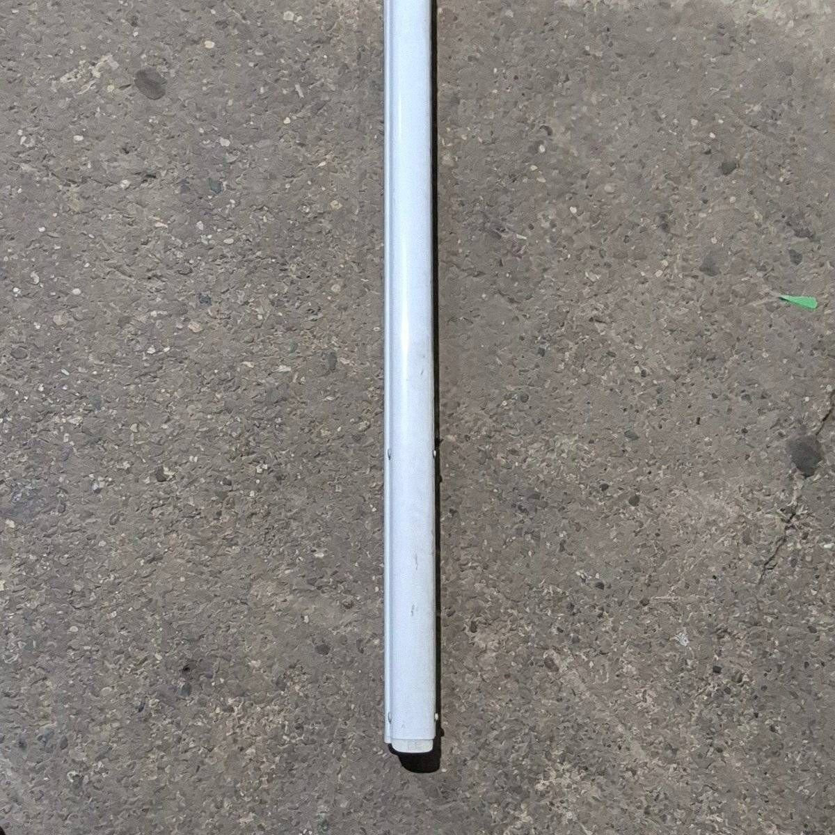 Used Dometic Awning Arm, Idler (Rear), White, Non-Adjustable Pitch, 66