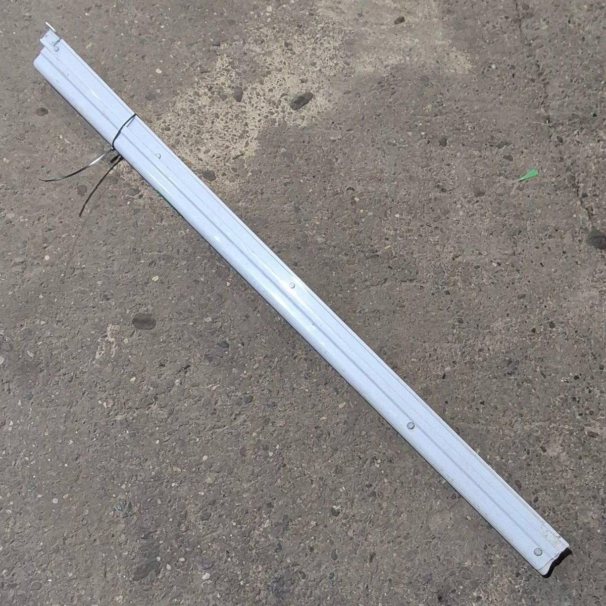 Used Dometic Awning Arm, Idler (Rear), White, Non-Adjustable Pitch, 66