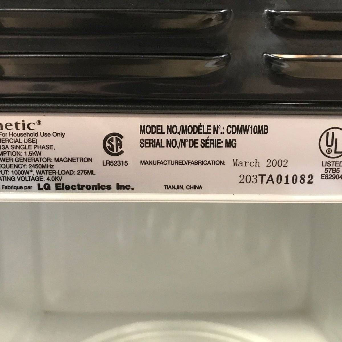 Used Dometic RV Microwave - 20.0