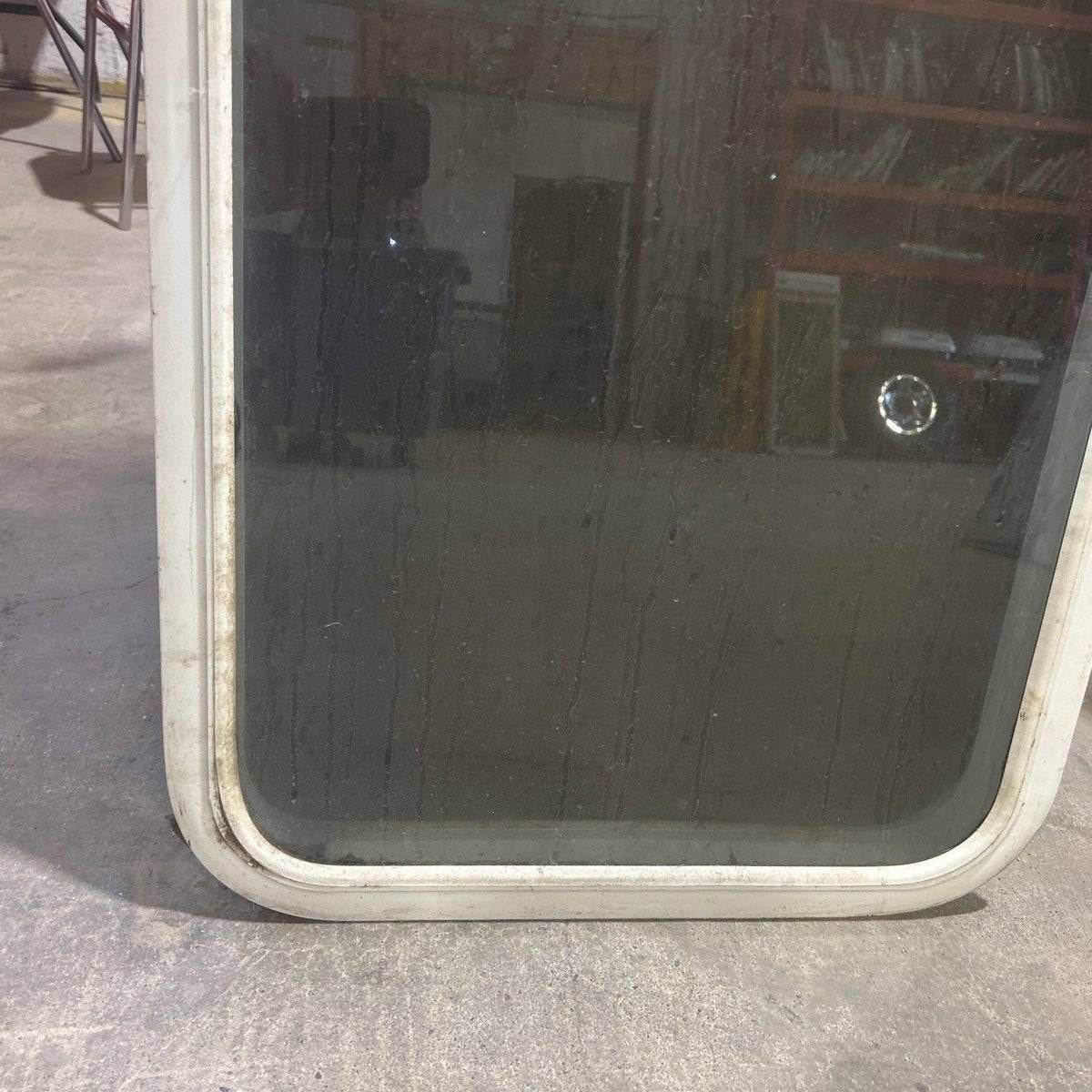 Used White Radius Non Opening Window - 59.5 X 21.5 X 2.25 - Photo 4