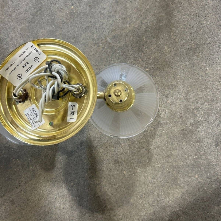Used Interior Ceiling Mount Light Fixture, With Switch - E110265 - Photo 4