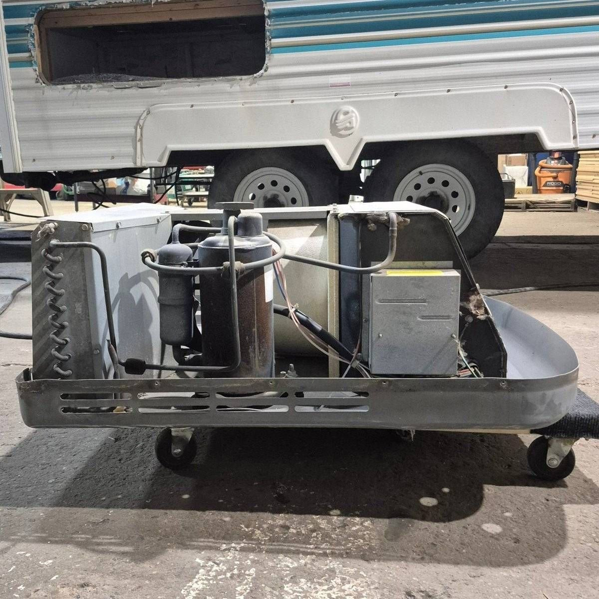 Used Duo-Therm Air Conditioner, Head Unit, 13500 BTU, Cool Only - 57915.531 - Photo 4