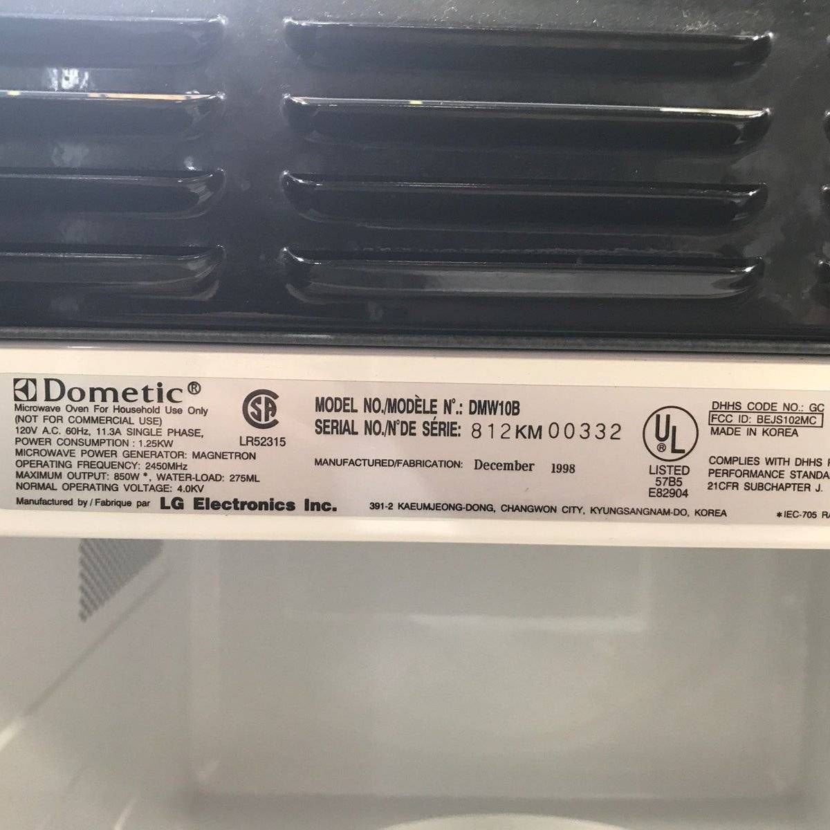 Used Dometic RV Microwave DMW10B - 20.875