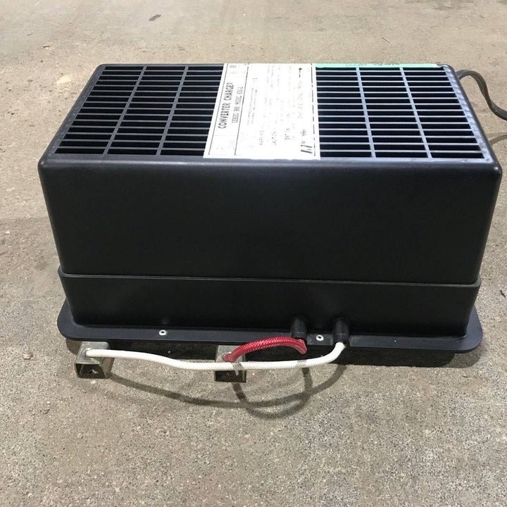 Used MAGNETEK 30 AMP Converter Charger 930-2 - Photo 4