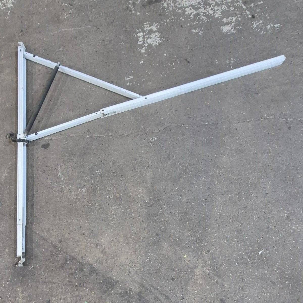 Used Dometic Awning Arm, Drive (Front), White, 64 1/2