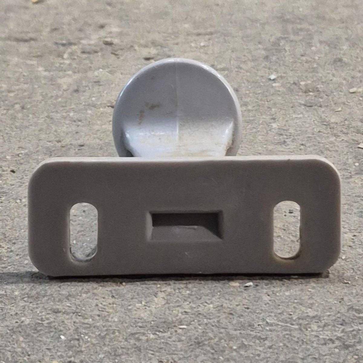 Used Norcold Fridge Latch, Beige - 638724 - Photo 4