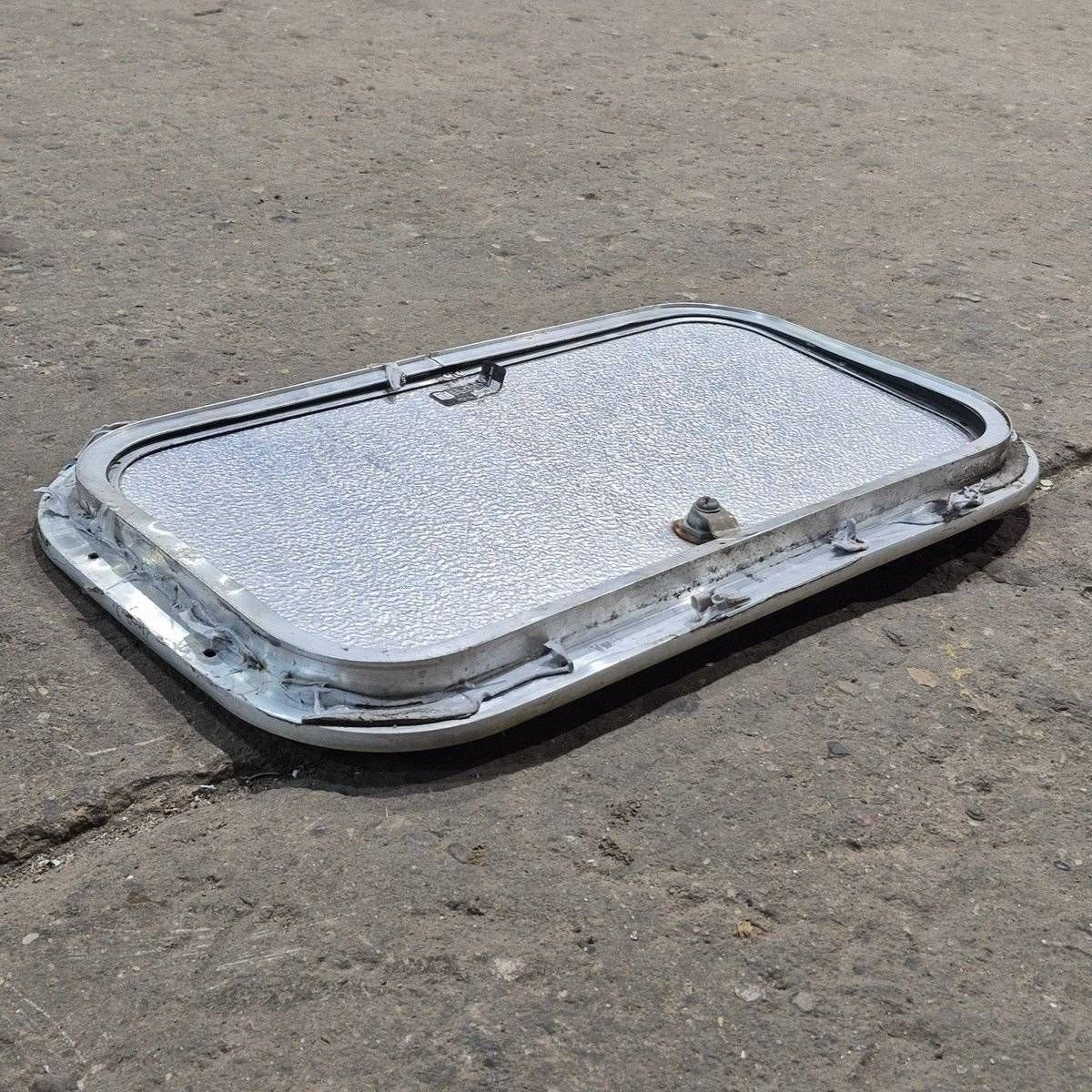 Used Radius Cornered Cargo Door - 19 7/8" X 10 7/8" X 3/4" - Photo 4