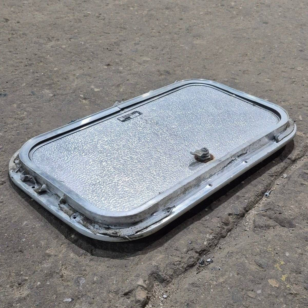 Used Radius Cornered Cargo Door - 19 7/8" X 10 7/8" X 3/4" - Photo 4