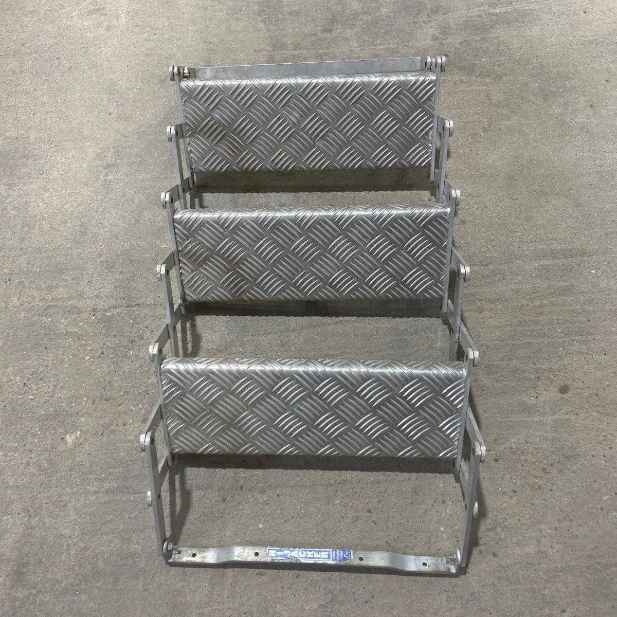 Used HIJACKER Aluminum Truck Camper Step - 3 step - Photo 5