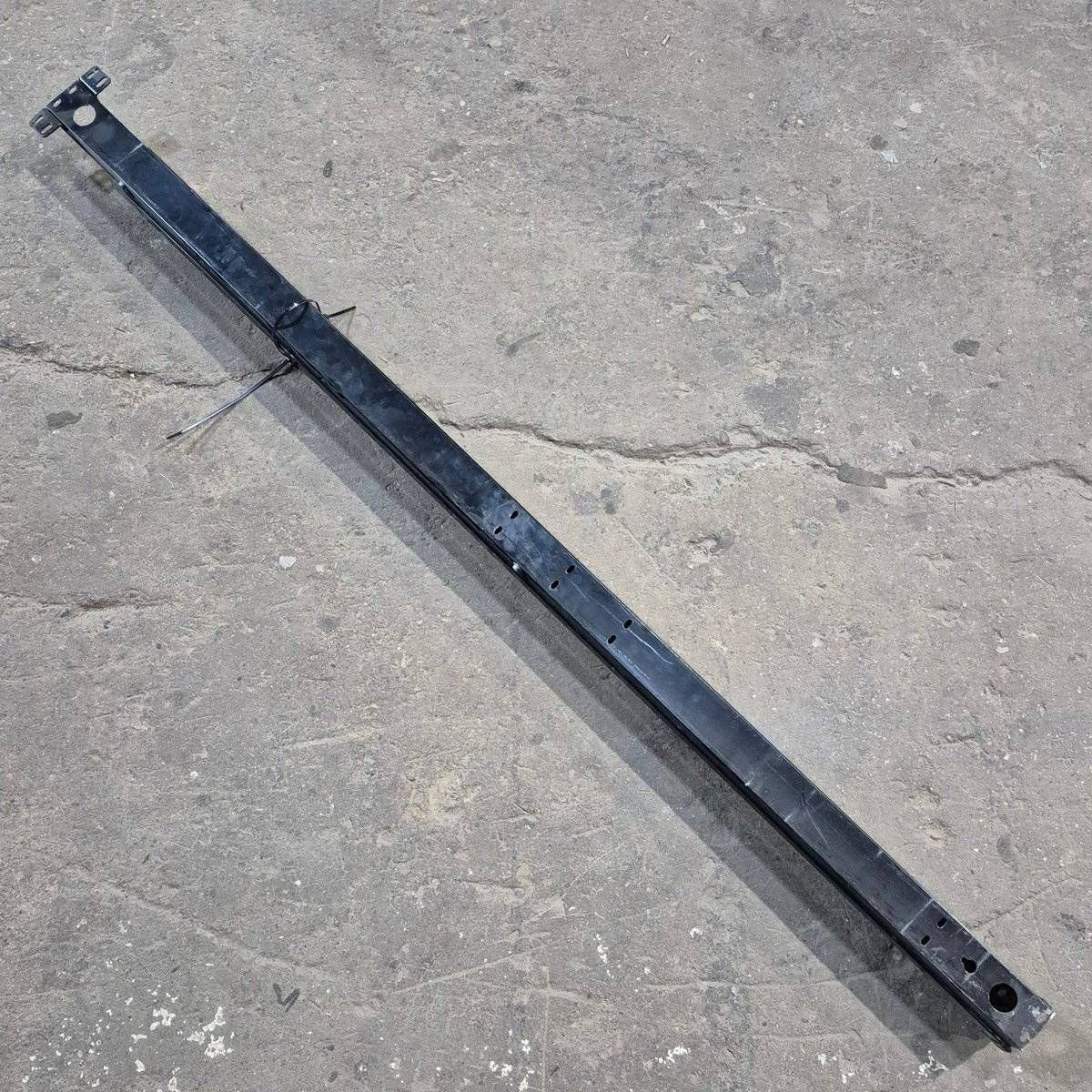 Used Lippert Awning Arm, Idler (Rear), Black, 69" - 281154 - Photo 5