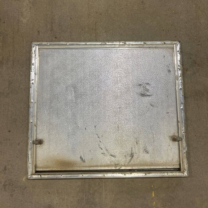USED Square Corner Propane cargo door - 28.75 X 25.25 X 0.875 - Photo 6