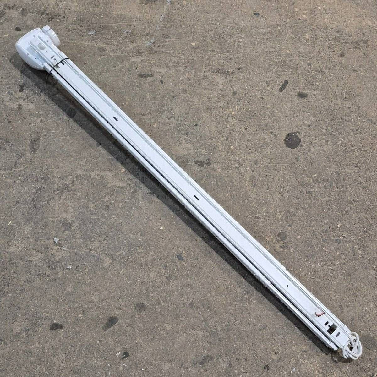 Used Carefree Awning Arm, Drive (Front), White, 66 1/2" - Travel'r , R001642WHT - Photo 7