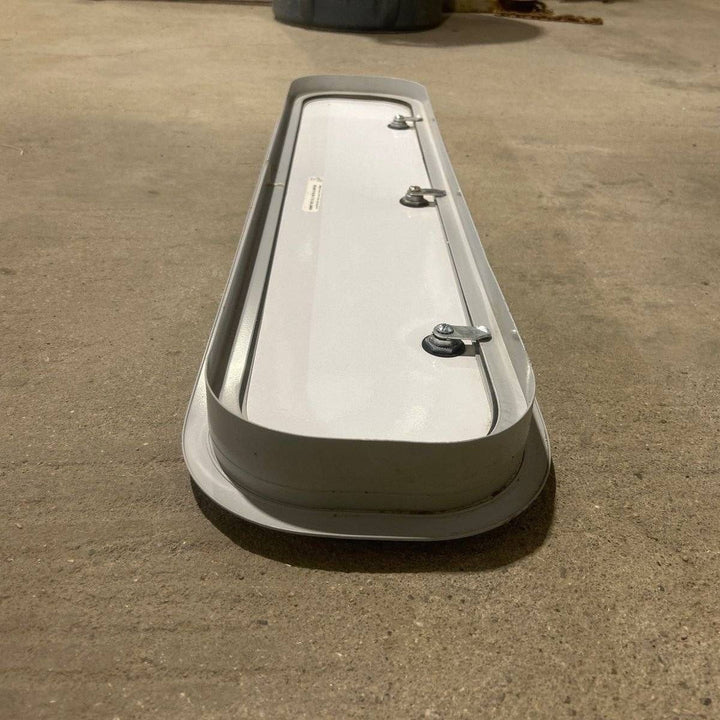 Used Radius Cargo Door 34" W x 7 5/8" H x 1 7/8" D - Photo 7