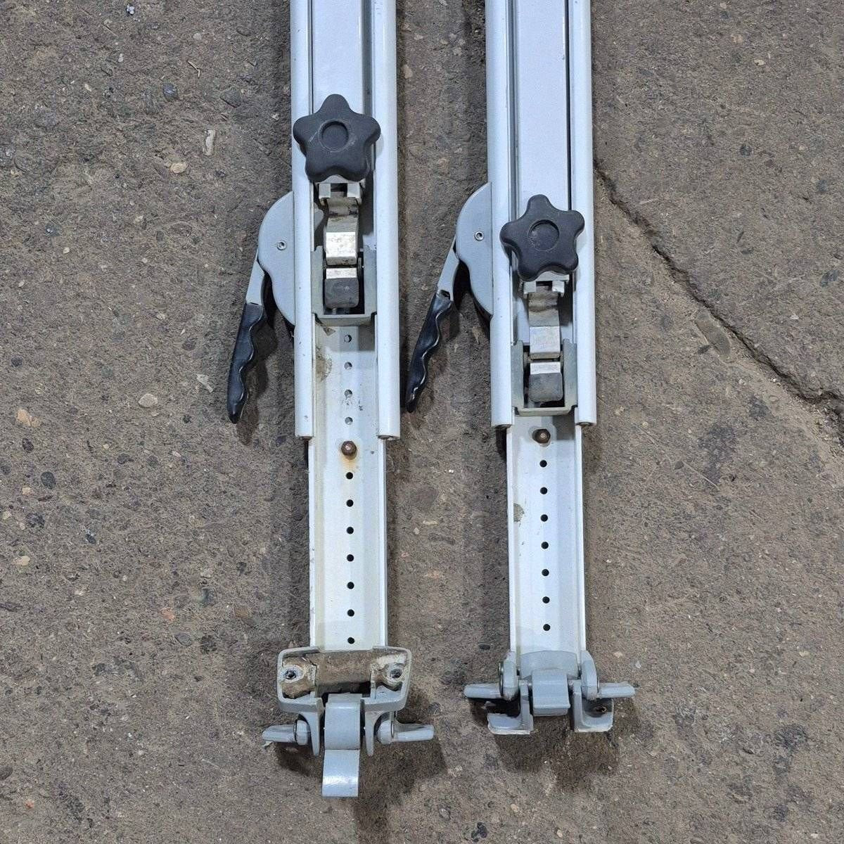 Used Dometic Awning Arm Set, White, 73