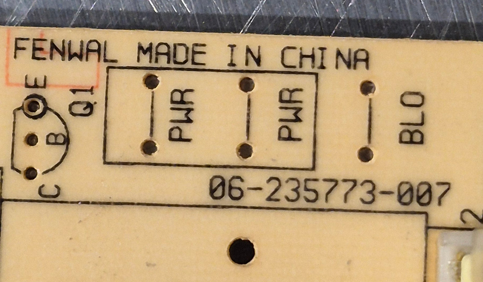 Used Suburban (Fenwal) Ignition Control Circuit Board - 232659