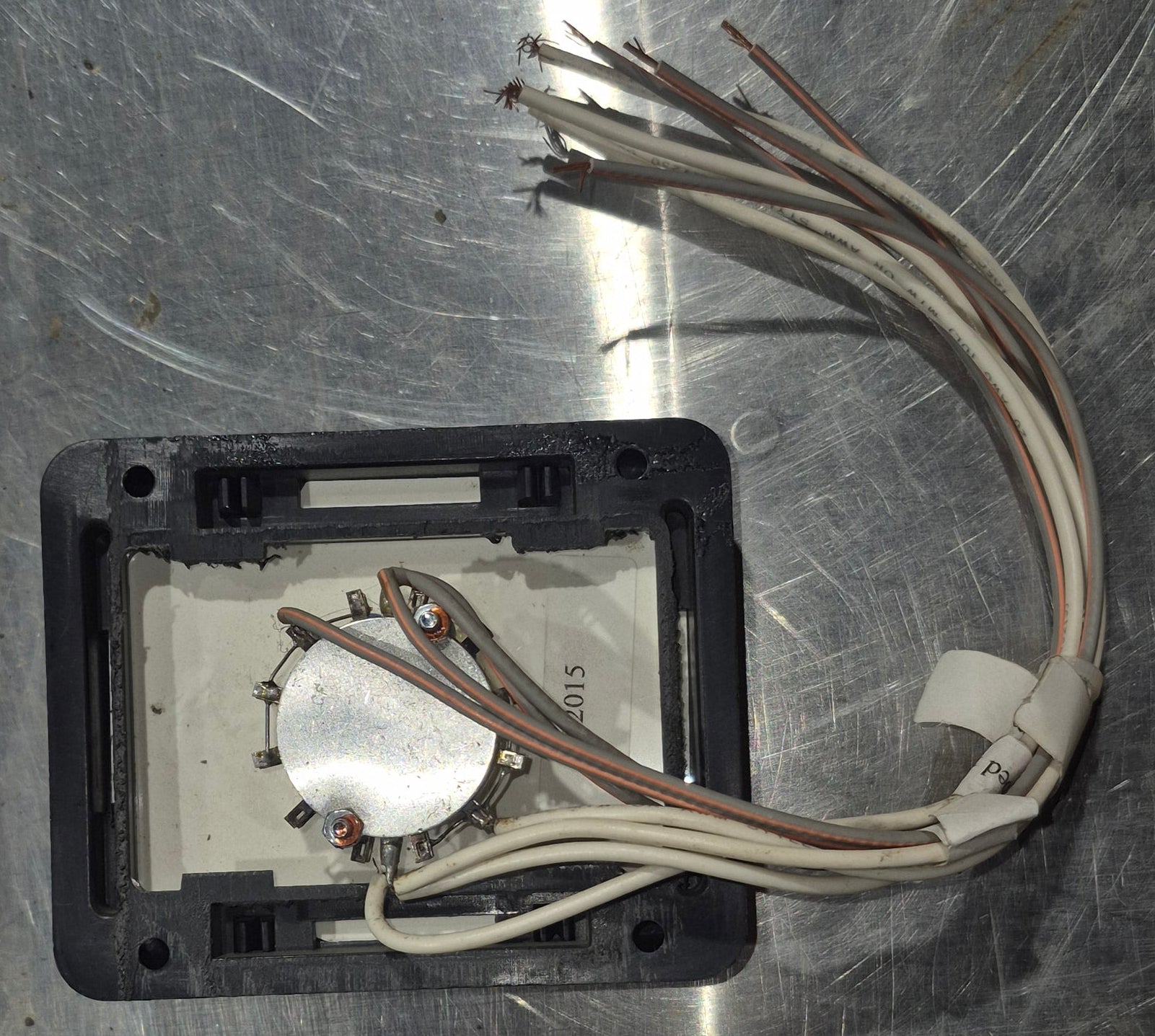 Used Speaker Selector Switch, 5 Zone - PL2015